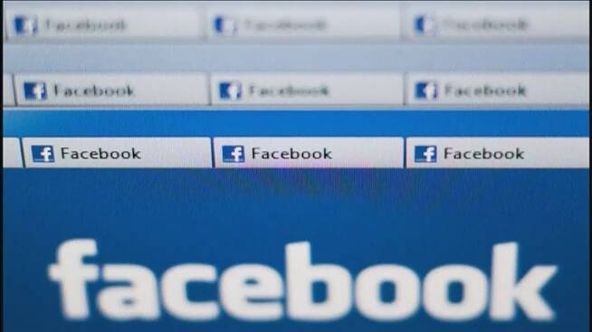 Data dvou miliard uživatelů Facebooku mohla být zneužita. Jak zabezpečit účet?