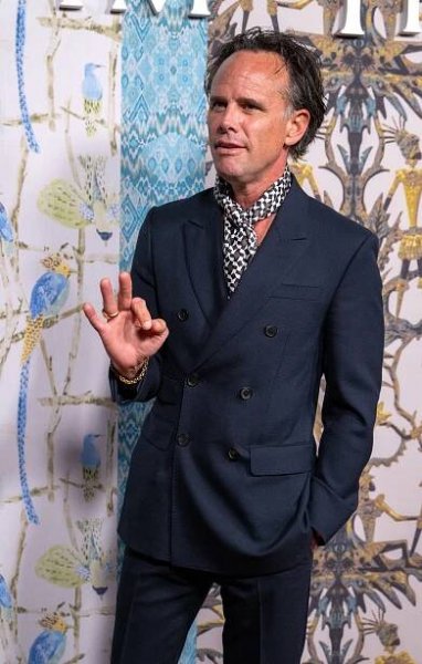 Walton Goggins at a Jim Thompson event.