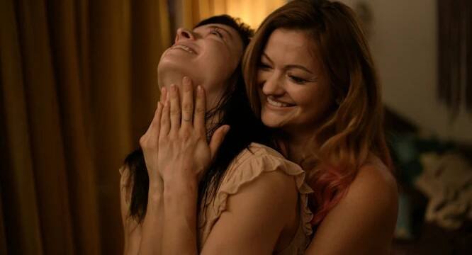 M.F.A. - Z filmu - Francesca Eastwood, Leah McKendrick
