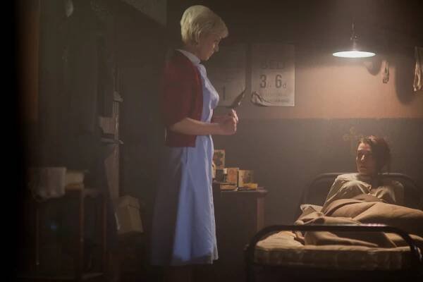 Zavolejte porodní sestřičky - Epizoda 3 - Z filmu - Helen George