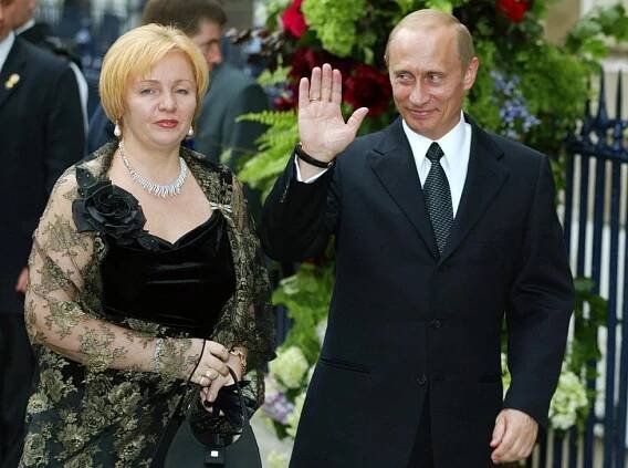 Putinova exmanželka se znovu provdala, jejím mužem se stal blízký prezidenta