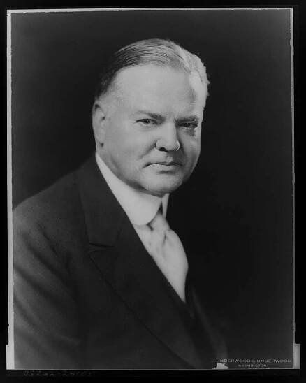 [Herbert Hoover, head-and-shoulders portrait, facing slightly right] / Underwood & Underwood, Washington.