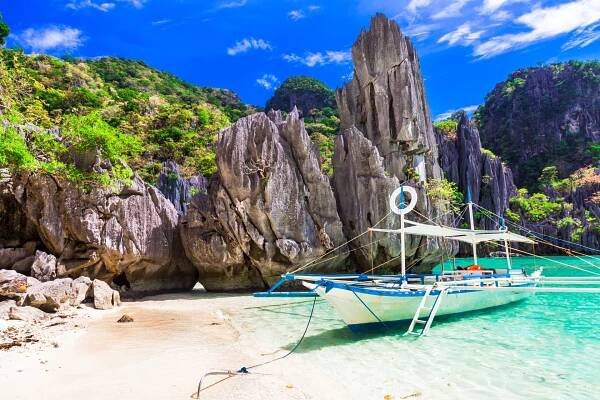 Filipíny - Palawan - pláže v El Nido