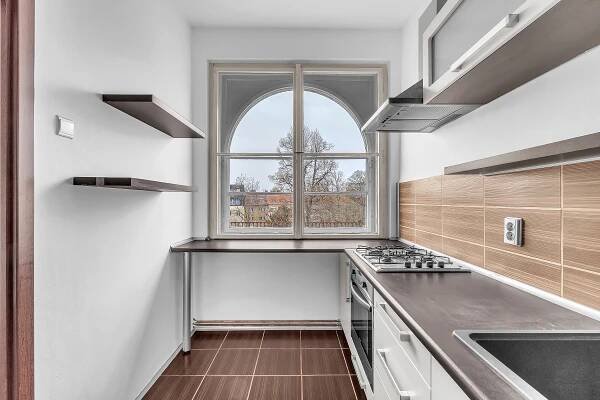 Prodej bytu 2+1 65 m², Střelecká, Hradec Králové