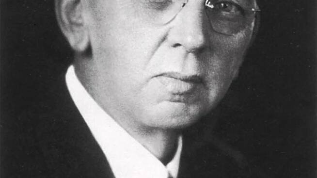 Spící prorok Edgar Cayce: Léčil neléčitelné nemoci a měl děsivě přesná vidění. Život zachránil ženě i synovi | Život v Česku