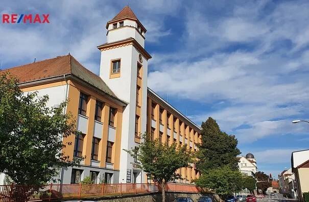 Pronájem obchodního prostoru, 51 m⊃2;, Pelhřimov
