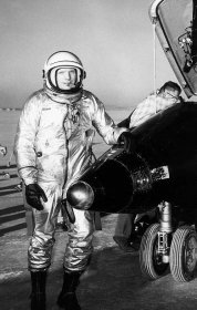 Vesmírné osudy 48. díl – Neil Armstrong