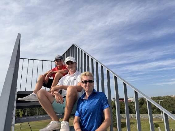 Kateřina Šmolíková a Tomáš Abraham ovládli mistrovství klubu ve hře na rány – Galerie Golf Hostivař
