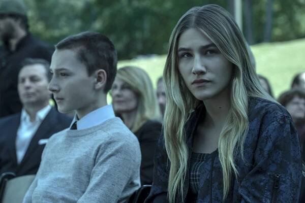 Ozark - Zlaté pobřeží - Z filmu - Skylar Gaertner, Sofia Hublitz