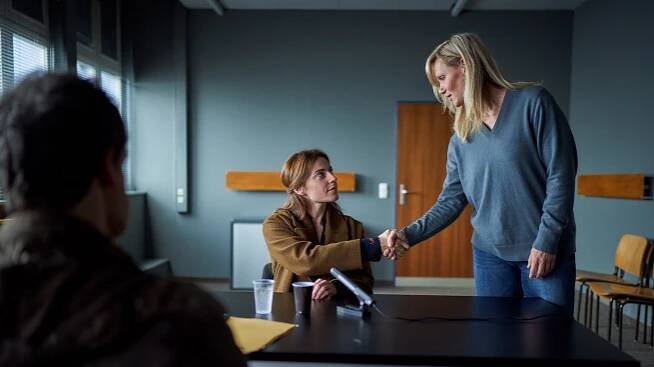 Místo činu - In der Familie (1) - Z filmu - Antje Traue, Anna Schudt