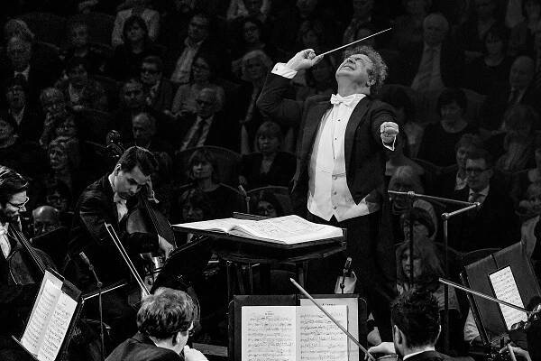 Semjon Byčkov: Hledání Mé vlasti | Magazín České filharmonie