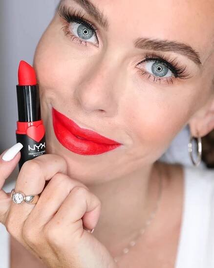 NEJKRÁSNĚJŠÍ ORANŽOVÉ (KORÁLOVÉ) RTĚNKY! 💋💄 - Petra