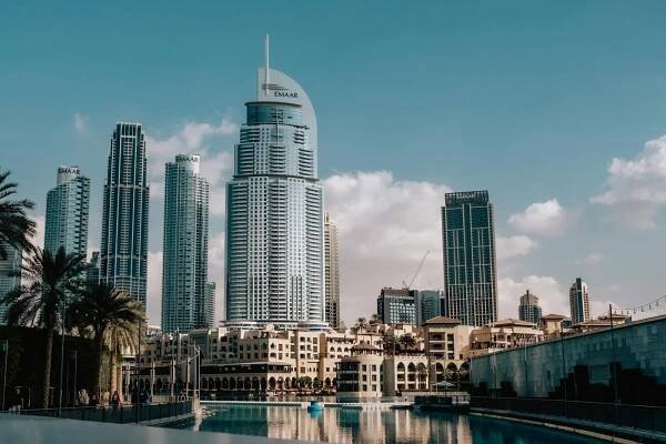 bezplatná Panorama Dubaje S Budovami Emaar Základová fotografie
