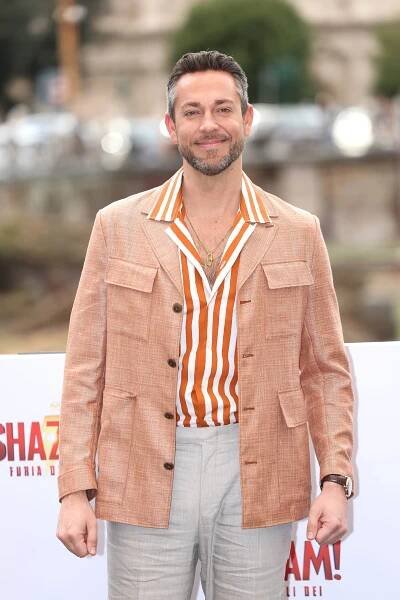 Zachary Levi at an event for Shazam! Hněv bohů (2023)