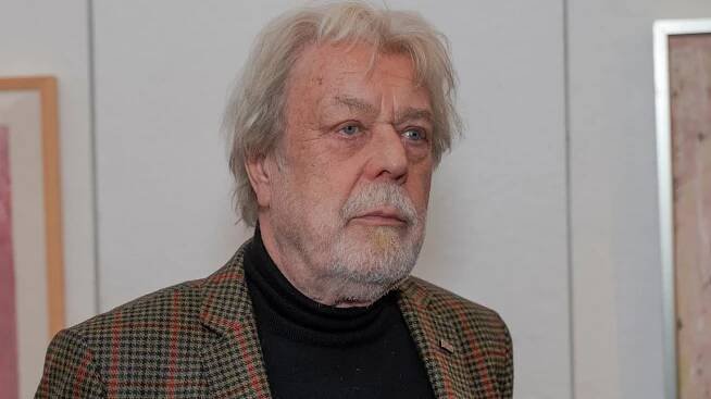 Z Jana Kanyzy vyzařuje velké charisma. 