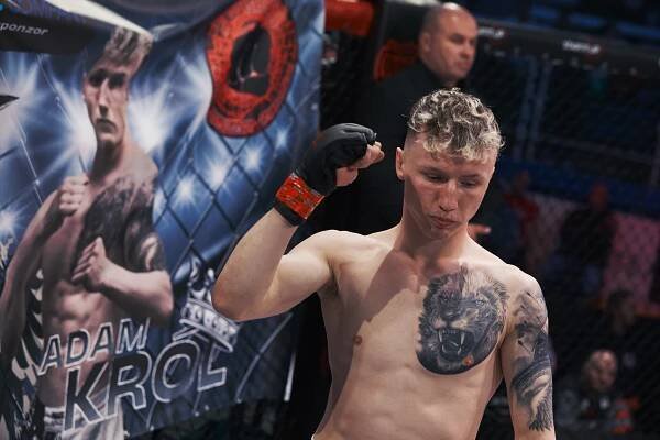 Žádná potrava to tedy nebude: Siváka vyzve o titul jedna z největších nadějí českého MMA! - www.czechfighters.cz