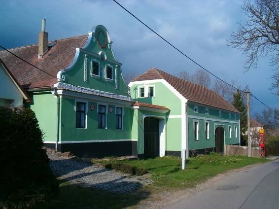 Líšnice, popular architecture