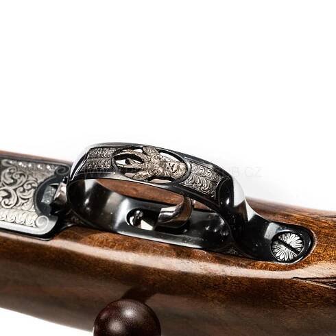 Rytá kulovnice CZ 550 LUX v ráži 7x64
