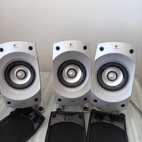 Reproduktory Logitech Z5500D (3 reproduktory)