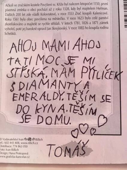 „Ahoj mami, žiju. Nikdo nechcípl.“ Co píšou děti z táborů během koronaprázdnin?