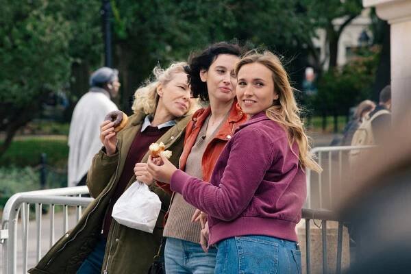 Pascale Arbillot, Louise Coldefy, Chloé Jouannet - Mon héroïne - Z filmu
