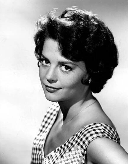 Natalie Wood: *20.7.1938 – †29.11.1981, americká filmová herečka