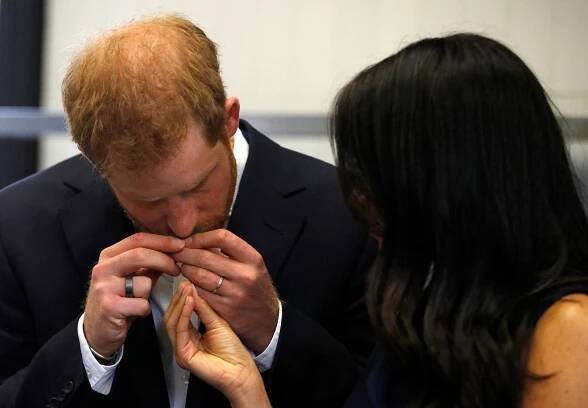 Meghan a Harry dojímají Austrálii. Princ zaujal plnovousem, připomíná Santu Clause