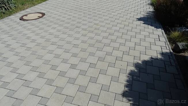 Zámková pojezdová dlažba 200x200x80 + 100x100x80 - Praha 9