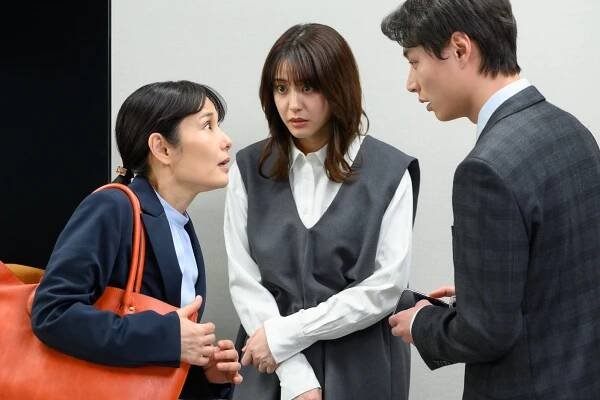 Jasuko Tomita, Hirona Jamazaki - Eiga: Ossan no pancu ga nandatte ii džanai ka! - Z filmu