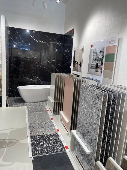 Larcher Fliesen GmbH - Unser Showroom 