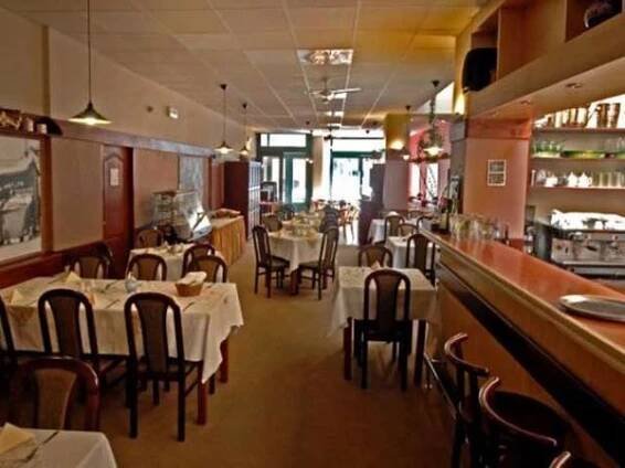 Restaurace