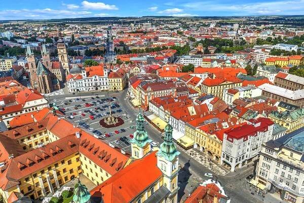 Prostorný byt 3+1 v centru města, Velké náměstí Hradec Králové, 20 000 000 Kč