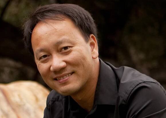 Chang visits the Messiah Community Radio Talk Show – Michael & Amber Chang Foundation