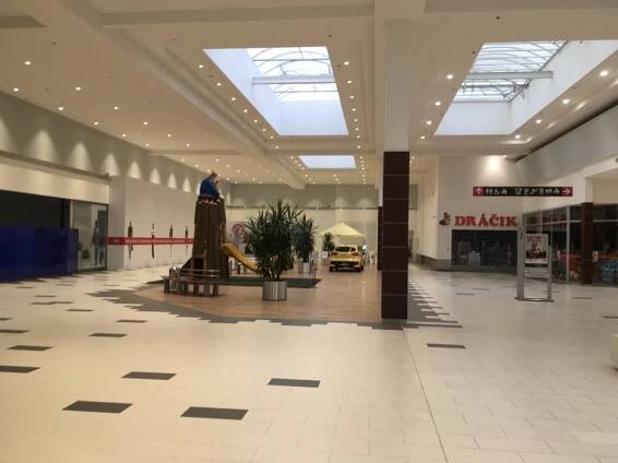 Tesco Plzeň, Rokycanská | Relycon.cz