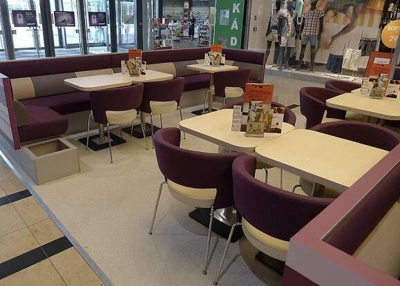 Café Arkadia v pražském nákupním centru Arkády Pankrác