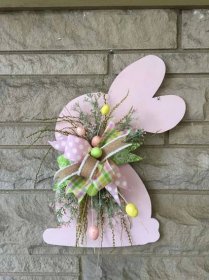 Arts and Crafts Spring Easter Crafts, Easter Bunny Crafts, Easter Crafts To Make, Easter Spring Wreath, Easter Gifts, Summer Crafts, Bunny Door Hanger, Easter Door Hanger