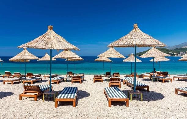 Levnější než Chorvatsko, krásnější než Itálie: Toto je nový hit českých turistů na léto 2025 - Pravda24