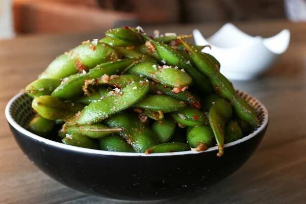 Chili Garlic Edamame Beans