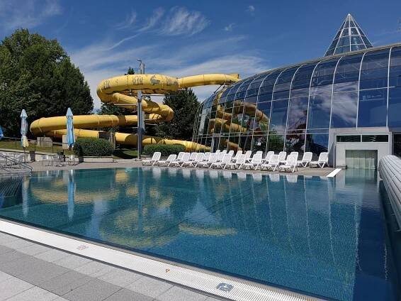 Rekreační bazén s výplavovým bazénem | Aquapark Olomouc - kvalitní prostředí pro rekreaci, relaxaci a aktivní odpočinek
