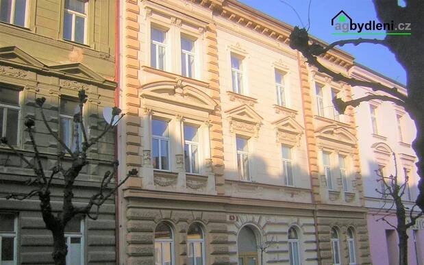 Činžovní domy, Antonína Uxy, Plzeň, 188 m²