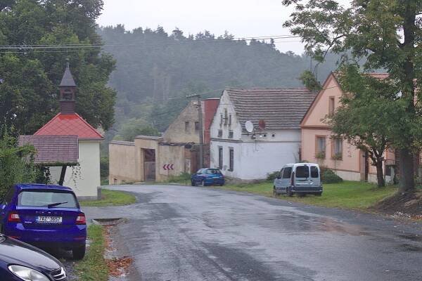 Chotiná