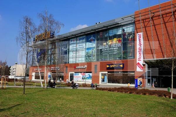 Pronájem obchodních prostor ve Futurum Hradec Králové | CBRE