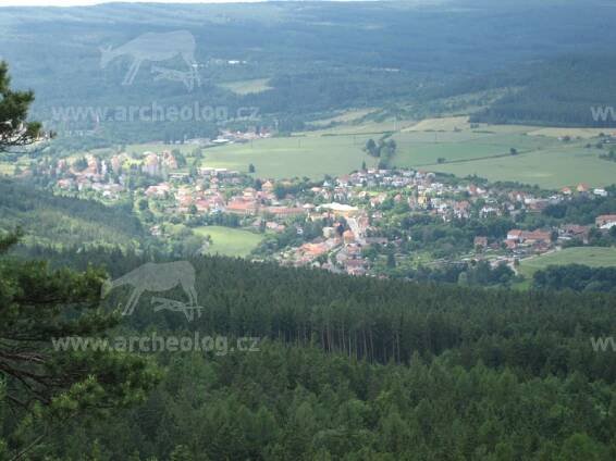 Rejkovice, hradiště Plešivec - archeolog.cz