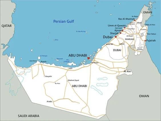 Velmi podrobná cestovní mapa Spojených arabských emirátů s označením. — Ilustrace
