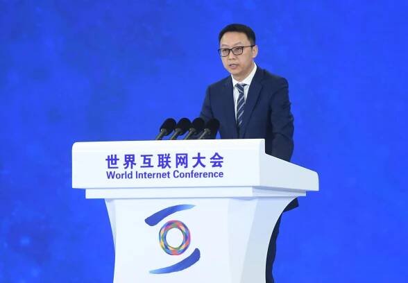 WUZHEN, CHINA – NOVEMBER 08: Eddie Wu Yongming, CEO of Alibaba Group, speaks during the 2023 World Internet Conference Wuzhen Summit on November 8, 2023 in Wuzhen, Zhejiang Province of China. (Photo by Wang Gang/China News Service/VCG via Getty Images)