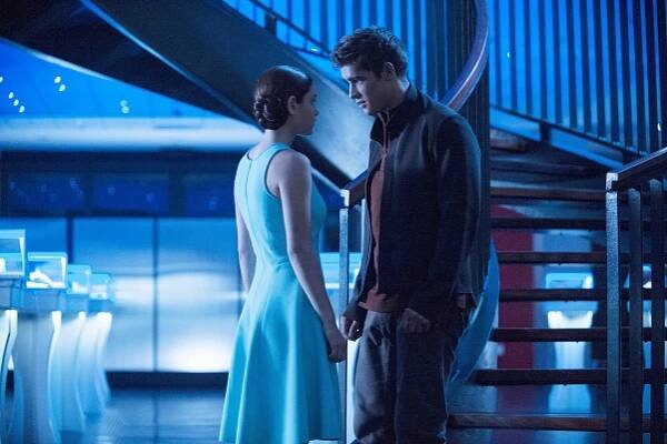 Dárce - Z filmu - Odeya Rush, Brenton Thwaites