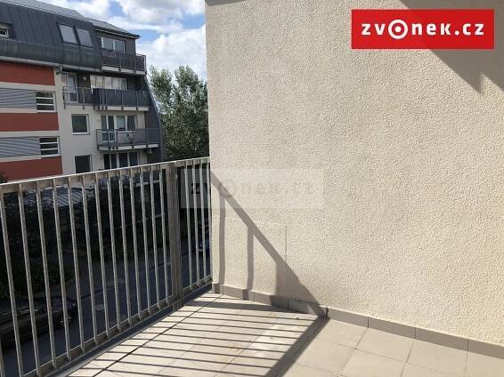 Pronájem Byt 1+kk, Zelinova, Zlín
