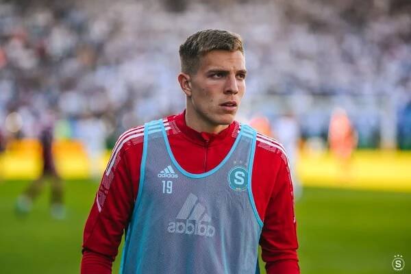 Prohra ve finále MOL Cupu | sparta.cz