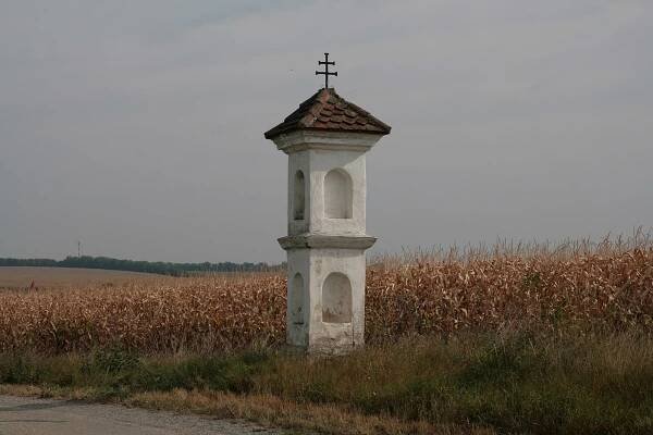 Soubor:Kubšice, boží muka u cesty na Olbramovice (4062).jpg
