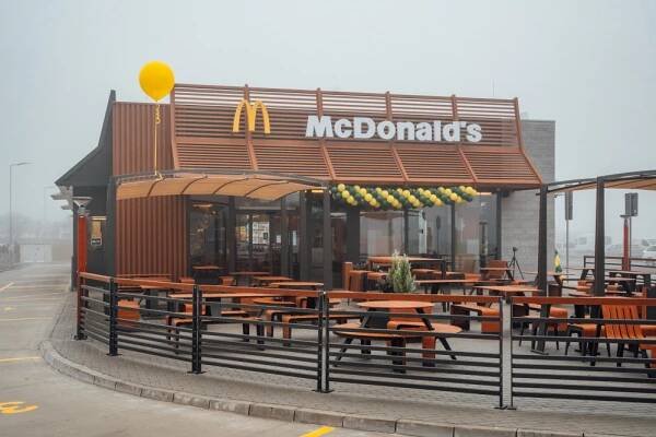 Zákazníky přivítala už 120. restaurace McDonald’s u Stehelčevsi